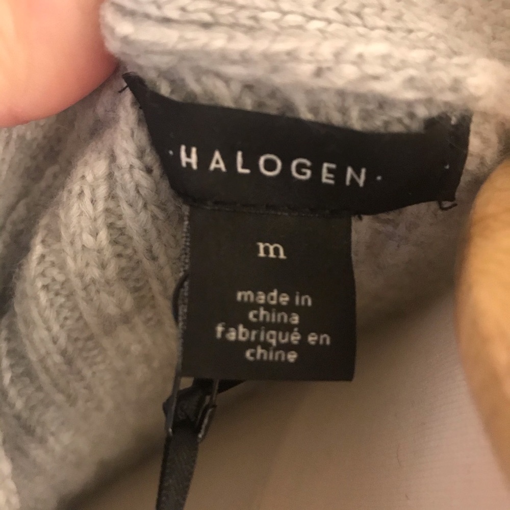 Halogen Ribbed V Neck Cardigan - Picture 4 of 8